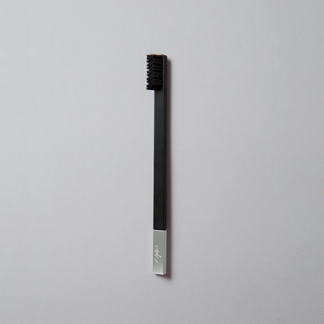 Apriori Toothbrush - Black & Silver - Soft 3