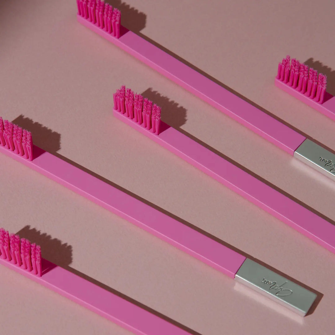Apriori Toothbrush - Bubblegum Pink & Silver - Soft 2