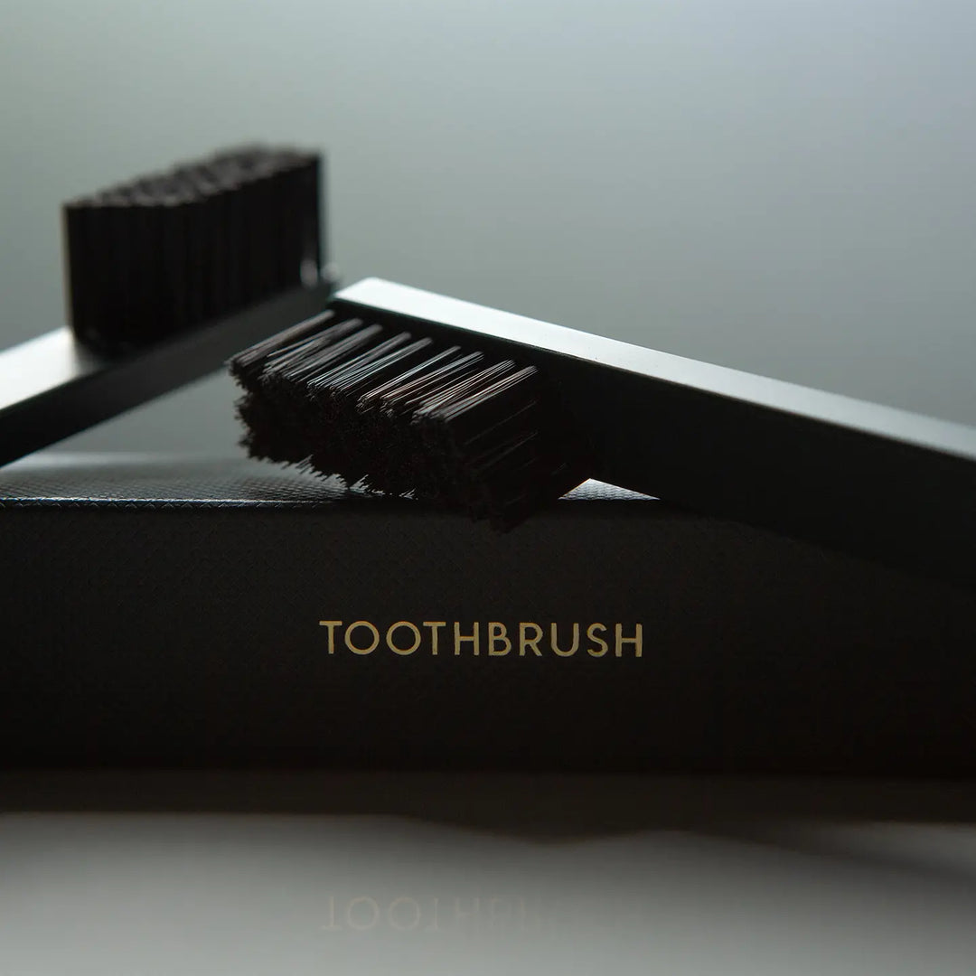 Apriori Toothbrush - Midnight Black - Medium 5