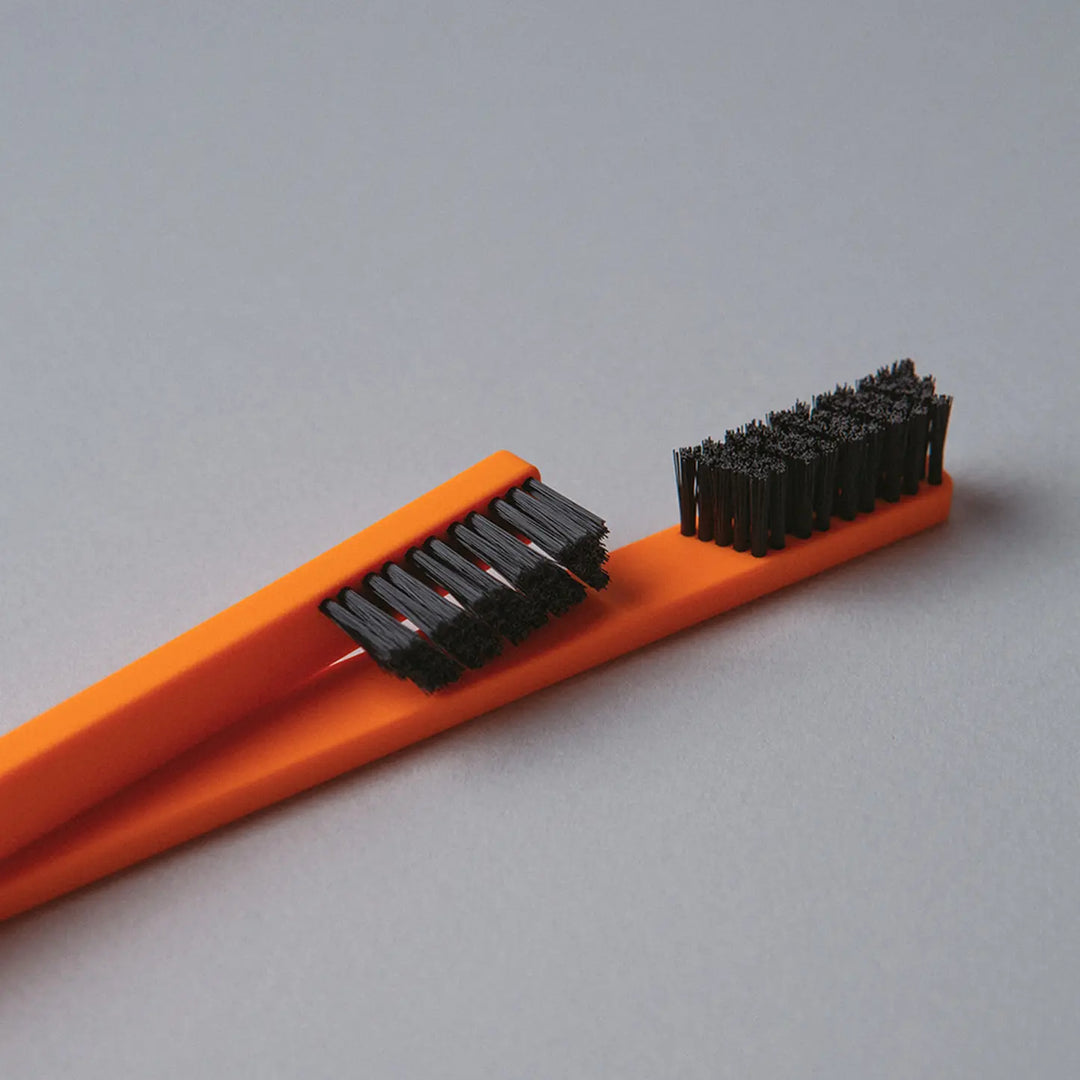 Apriori Toothbrush - Tangerine Glow - Soft 3