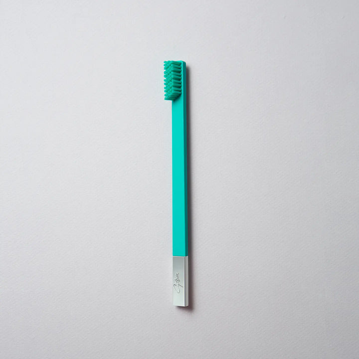 Apriori Toothbrush - Turquoise Blue & Silver - Medium 2