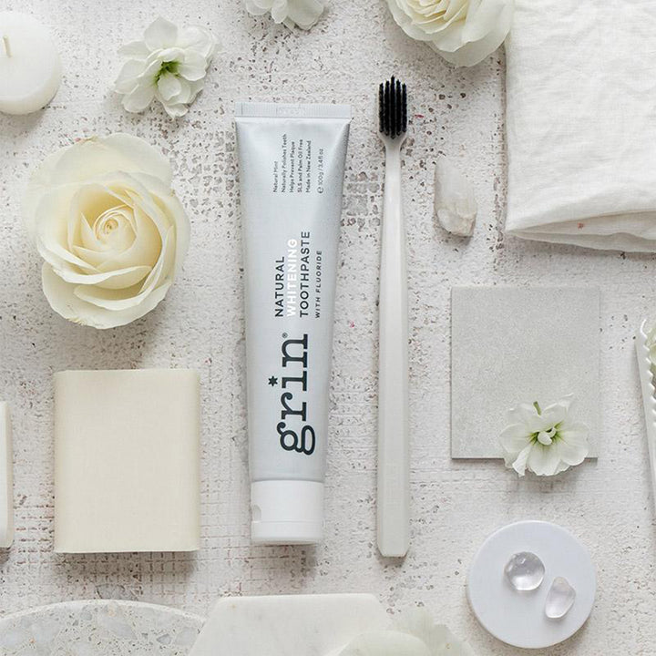 GRIN Toothpaste Whitening with Fluoride 2