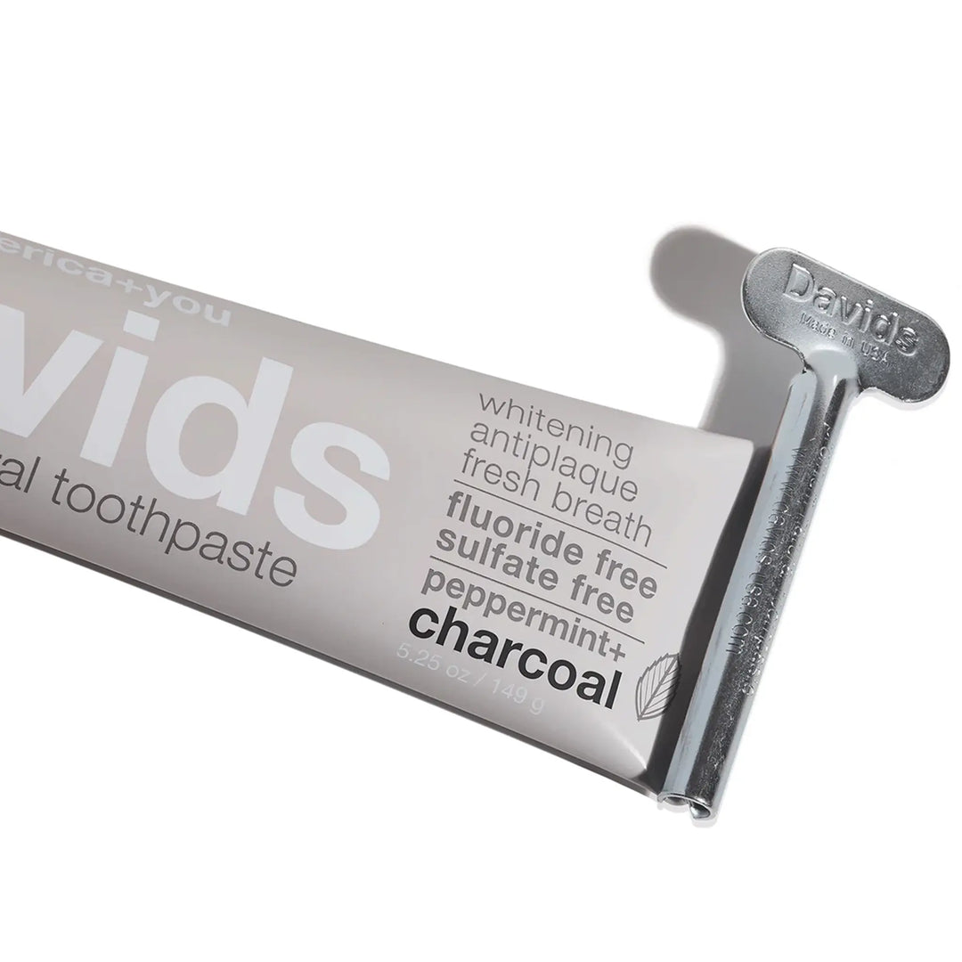 Davids Natural Toothpaste - Peppermint + Charcoal 6